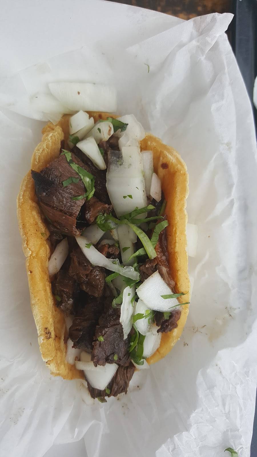 L Patron | restaurant | 3749 W Fullerton Ave, Chicago, IL 60647, USA | 7737998066 OR +1 773-799-8066