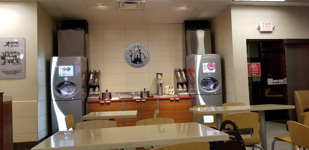 Wendys | restaurant | 2640 W Thunderbird Rd, Phoenix, AZ 85023, USA | 6025482217 OR +1 602-548-2217