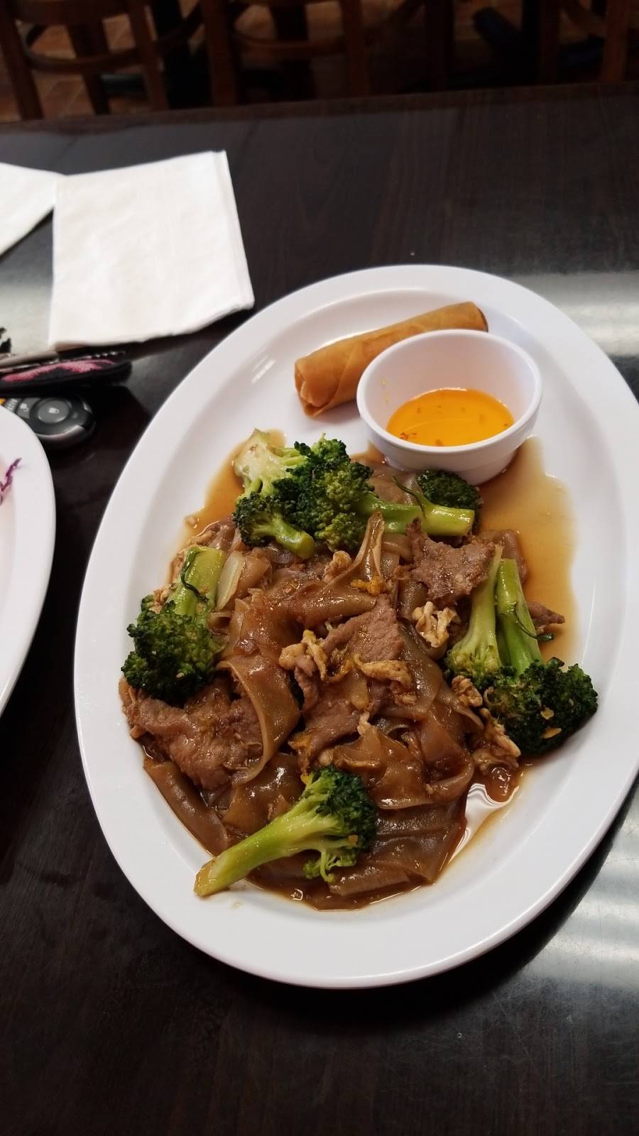 Riverside Thai Kitchen | restaurant | 7755 California Ave, Riverside, CA 92504, USA | 9517296675 OR +1 951-729-6675