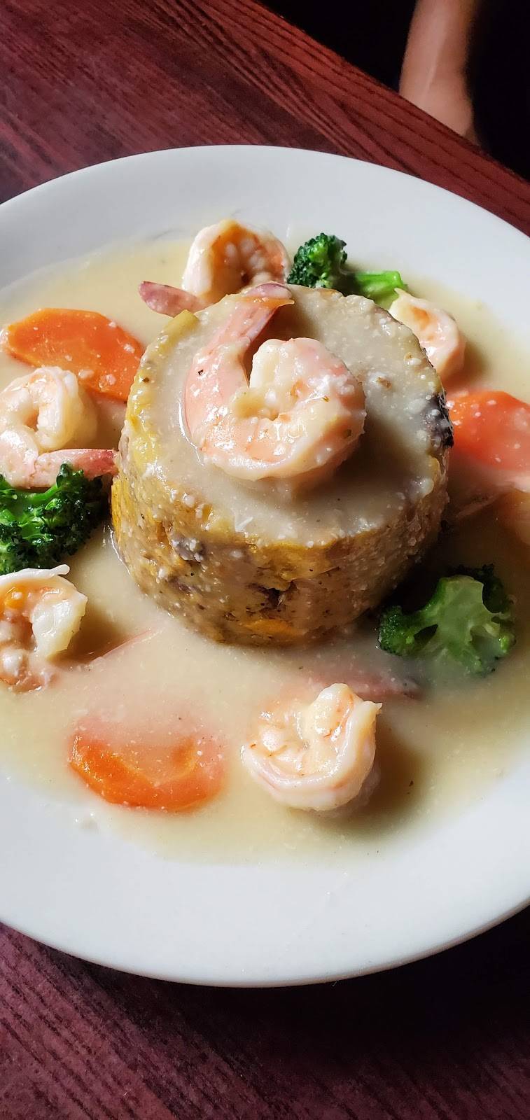 Estrella Del Mar | meal delivery | 552 Seneca Ave, Ridgewood, NY 11385, USA | 7184567496 OR +1 718-456-7496