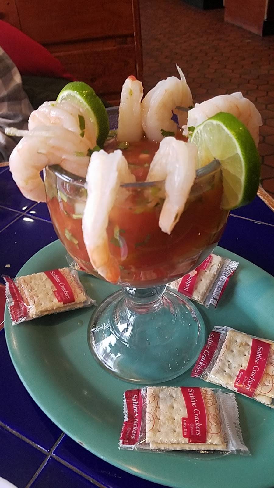 Jaliscos on North | restaurant | 2207 E North Ave, Milwaukee, WI 53202, USA | 4142910645 OR +1 414-291-0645