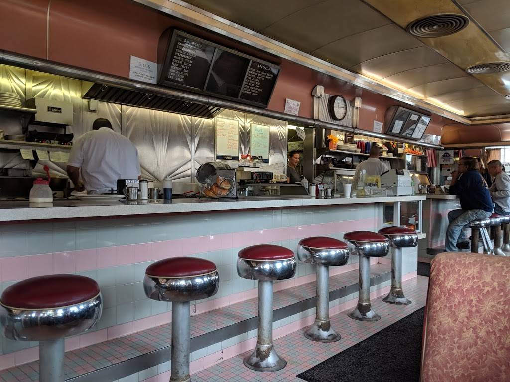 Hawley Diner | restaurant | 302 Main Ave, Hawley, PA 18428, USA | 5702260523 OR +1 570-226-0523