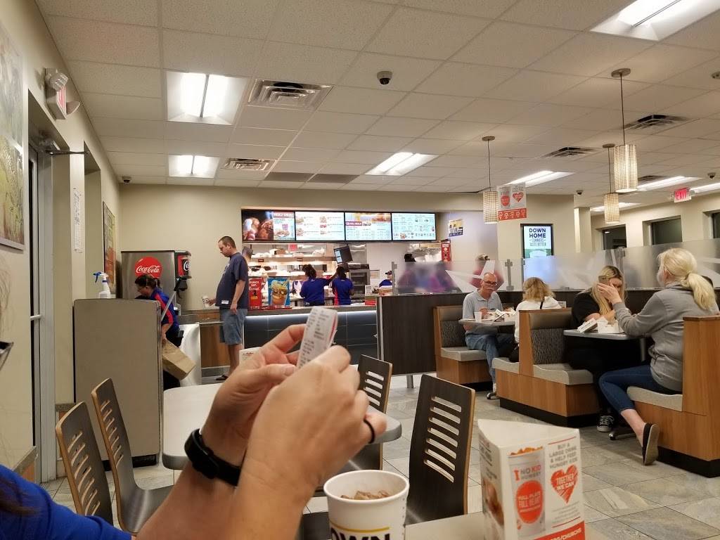 Churchs Chicken | restaurant | 2015 N Wickham Rd, Melbourne, FL 32935, USA | 3216104919 OR +1 321-610-4919