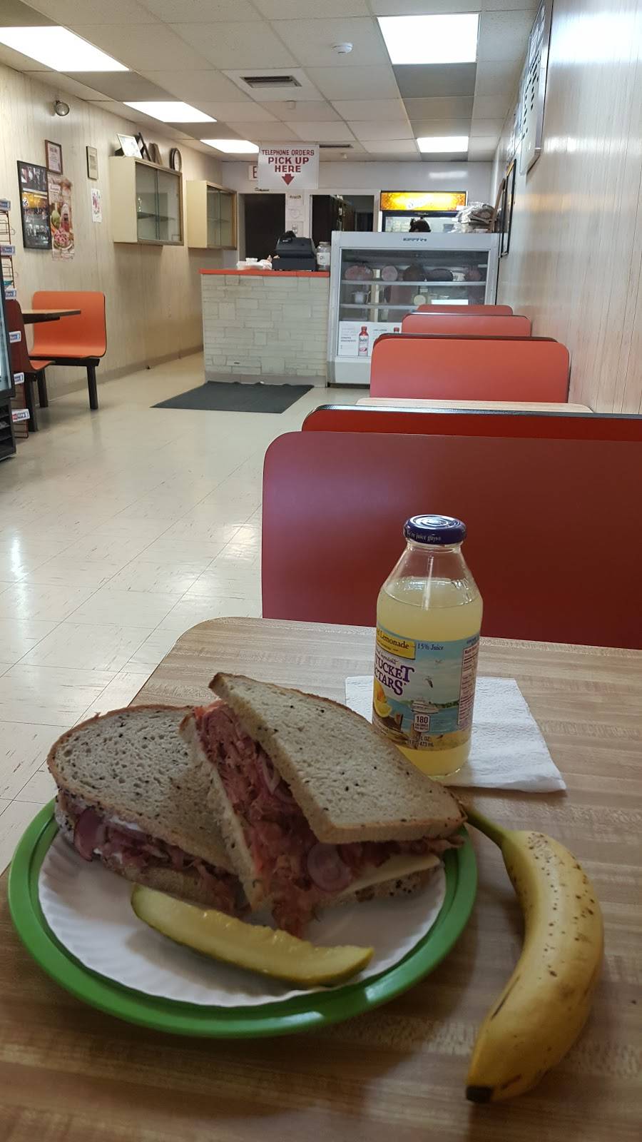 Josies New York Deli | meal takeaway | 7702, 14 Centre Square, Easton, PA 18042, USA | 6102525081 OR +1 610-252-5081