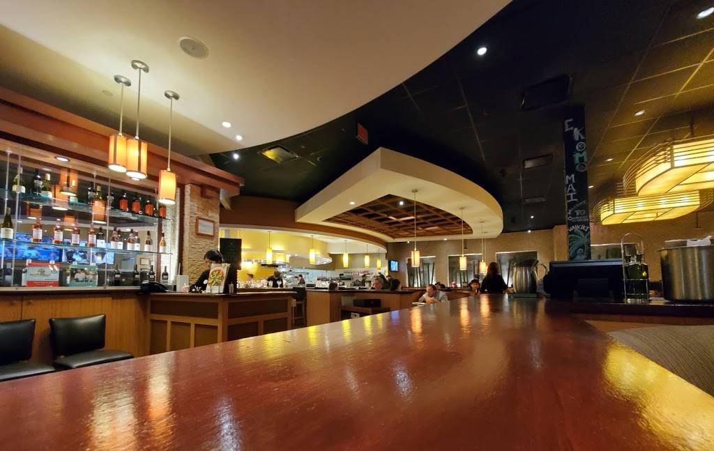 California Pizza Kitchen at Center of Waikiki | restaurant | 2284 Kalakaua Ave Space E, Honolulu, HI 96815, USA | 8089242000 OR +1 808-924-2000