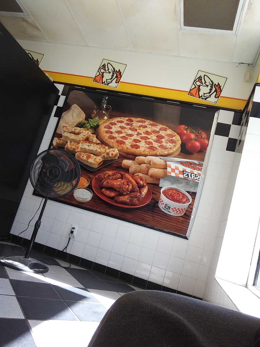 Little Caesars Pizza | meal delivery | 2308 Airport Blvd, Mobile, AL 36606, USA | 2514732627 OR +1 251-473-2627