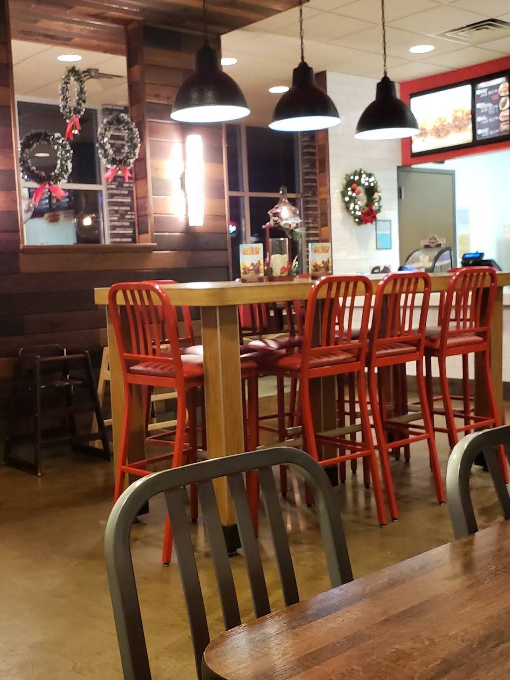 Arbys | restaurant | 1825 Plover Rd, Plover, WI 54467, USA | 7152954076 OR +1 715-295-4076