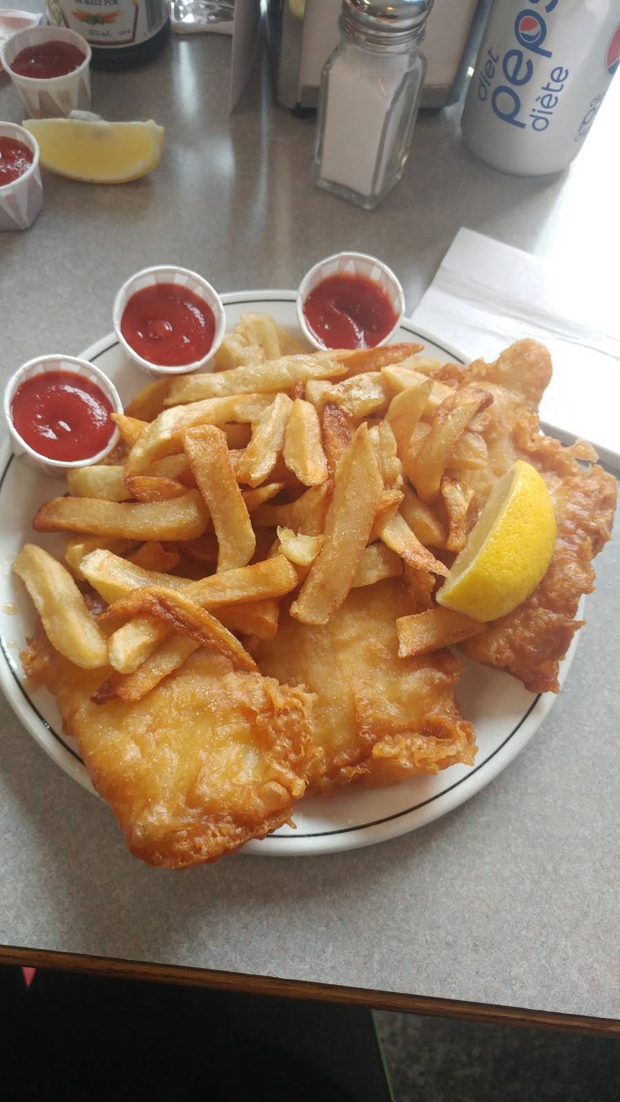 Your Fish & Chips Restaurant | meal takeaway | 644 Talbot St, St Thomas, ON N5P 1C8, Canada | 5196313202 OR +1 519-631-3202