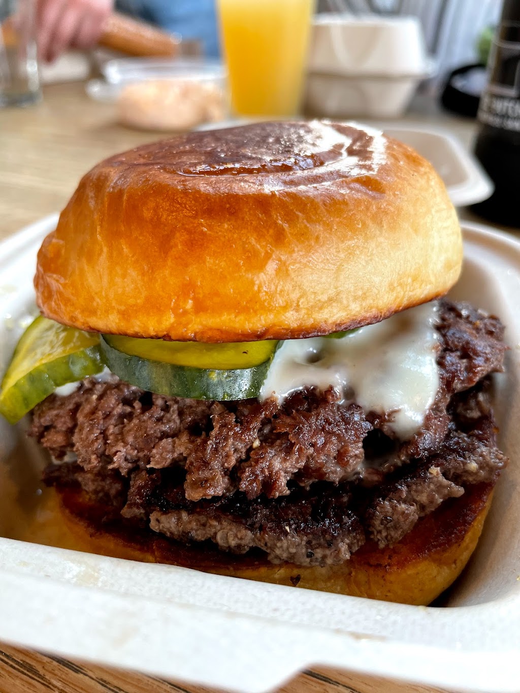 Animales Burger Co. | restaurant | Bauhaus Brew Labs, Minneapolis, MN 55413, USA | 6127900284 OR +1 612-790-0284