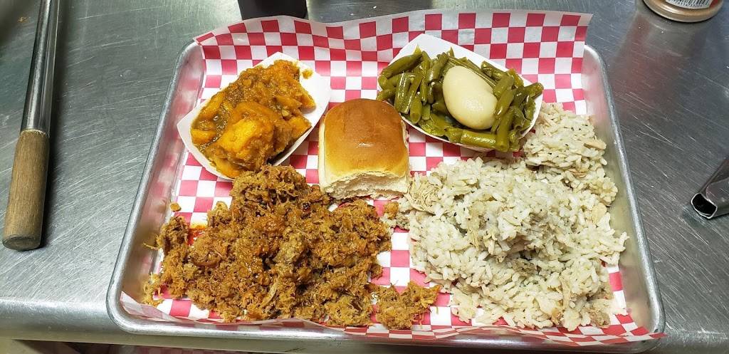 Bellamys BBQ & Country Catering | restaurant | 473 Quinby Plaza Way, Quinby, SC 29506, USA | 8434076107 OR +1 843-407-6107