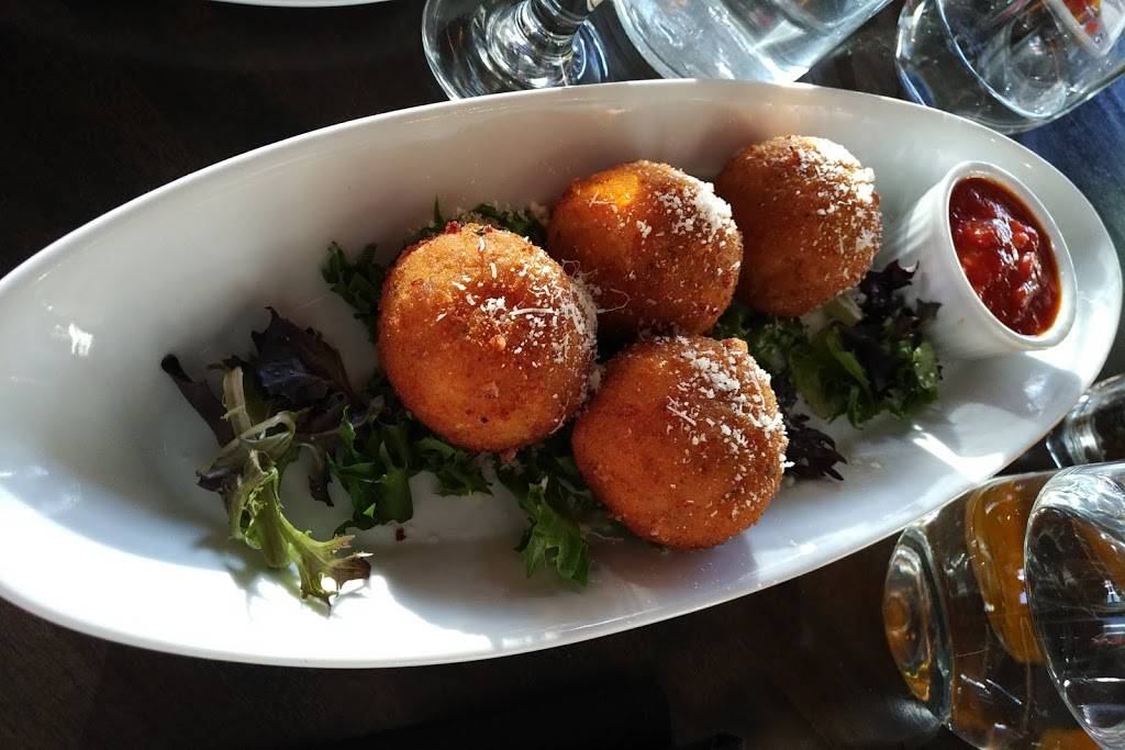 Fuoco | meal delivery | 1463 Boulevard Lionel-Boulet Suite 109, Varennes, QC J3X 1P7, Canada | 4506522522 OR +1 450-652-2522