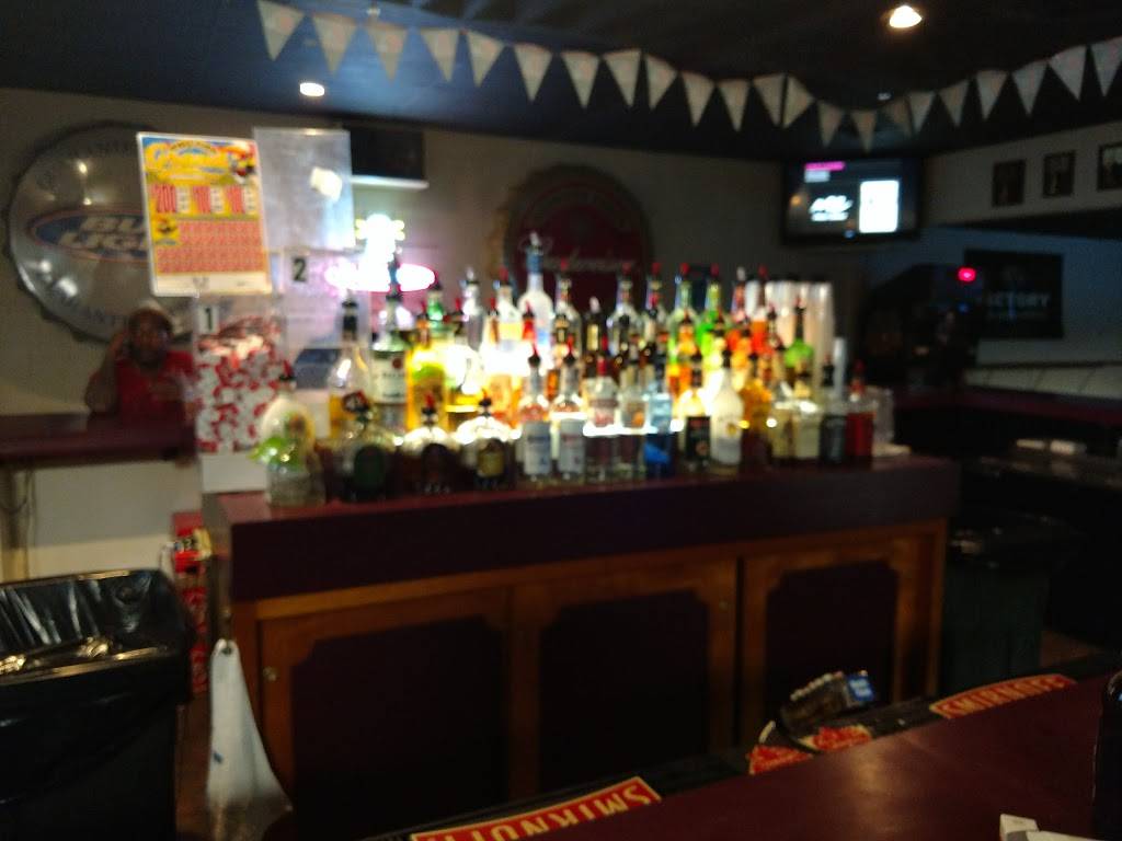 Lighthouse Bar & Grill | restaurant | 6543 Navarre Rd SW, Navarre, OH 44662, USA | 3308377724 OR +1 330-837-7724