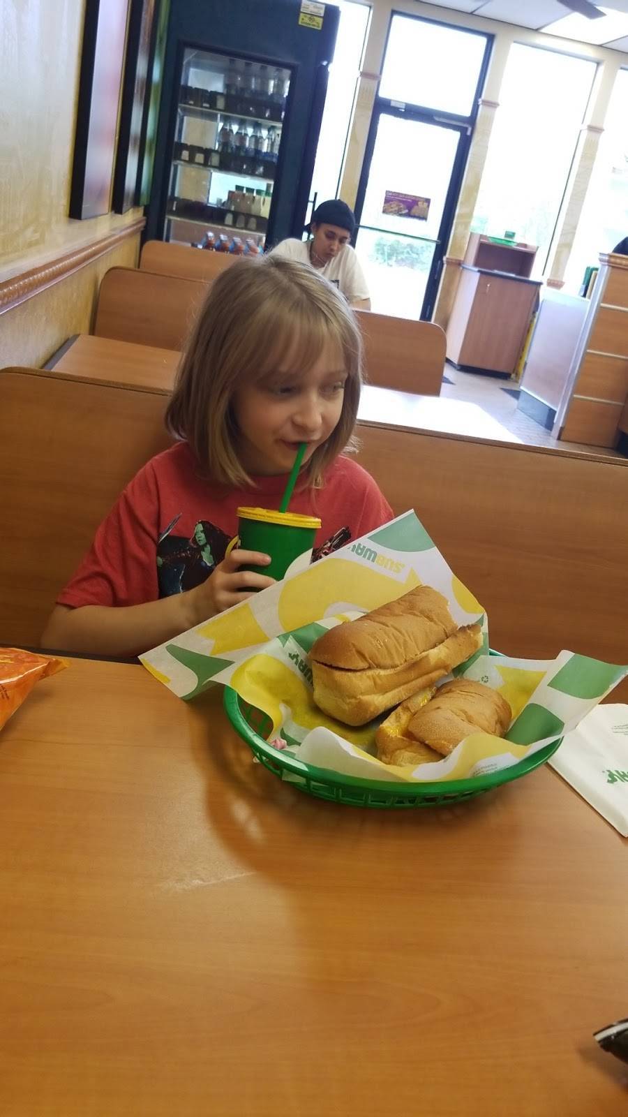 Subway | meal takeaway | 11457 Pacific Ave S, Tacoma, WA 98444, USA | 2535314888 OR +1 253-531-4888