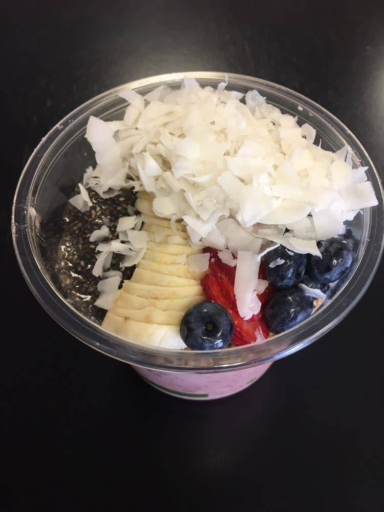 Raw Earth Juicery | restaurant | 8398 N Fresno St, Fresno, CA 93720, USA | 5595588133 OR +1 559-558-8133