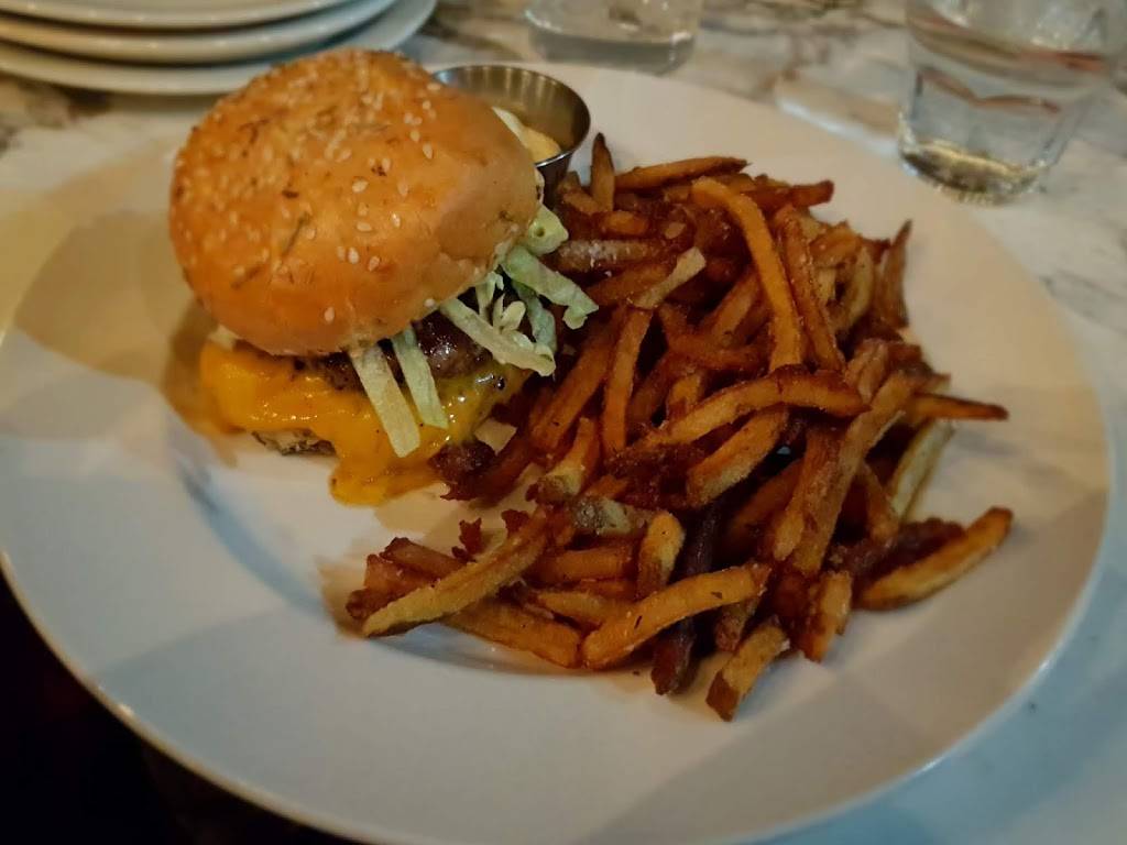 Eastside Social | restaurant | 1008 Queen St E, Toronto, ON M4M 1K1, Canada | 4164615663 OR +1 416-461-5663