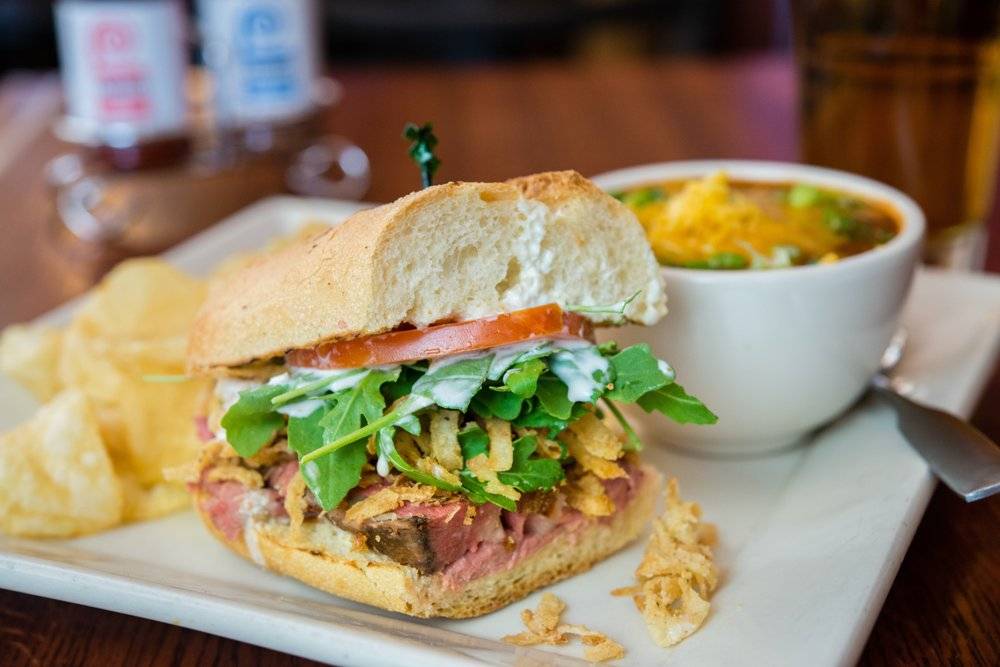 Lawrys Carvery | restaurant | 3333 Bristol St Suite 2601, Costa Mesa, CA 92626, USA | 7144347788 OR +1 714-434-7788