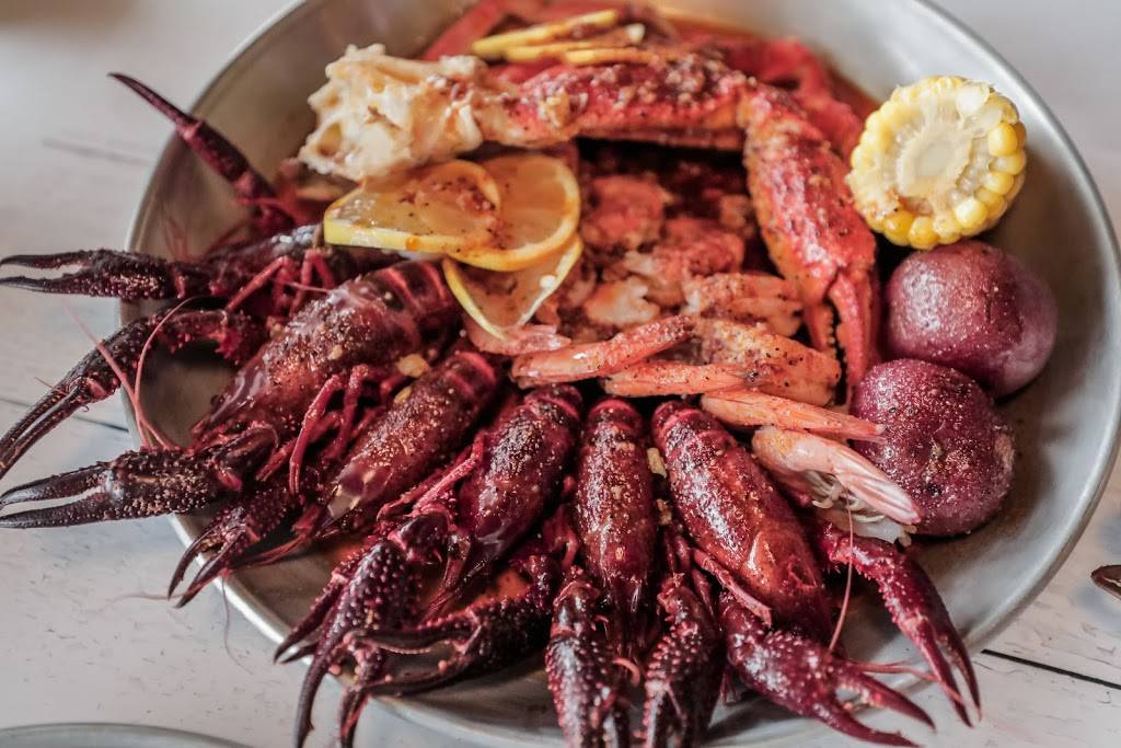 Hook & Reel Cajun Seafood Restaurant and Bar | restaurant | 7480 W Colonial Dr, Orlando, FL 32818, USA | 4078015223 OR +1 407-801-5223