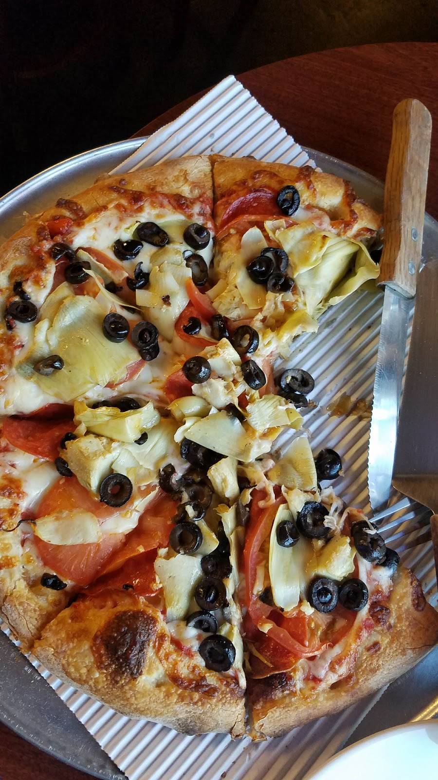 Fratellos Pizza & Pasta | restaurant | Upland, CA 91784, USA | 9099810200 OR +1 909-981-0200