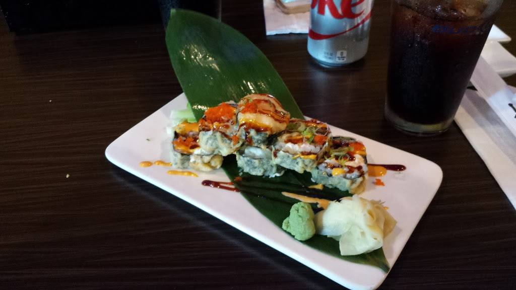 3 Guys Sushi | restaurant | 530 Forest Ave, Staten Island, NY 10310, USA | 7184470088 OR +1 718-447-0088