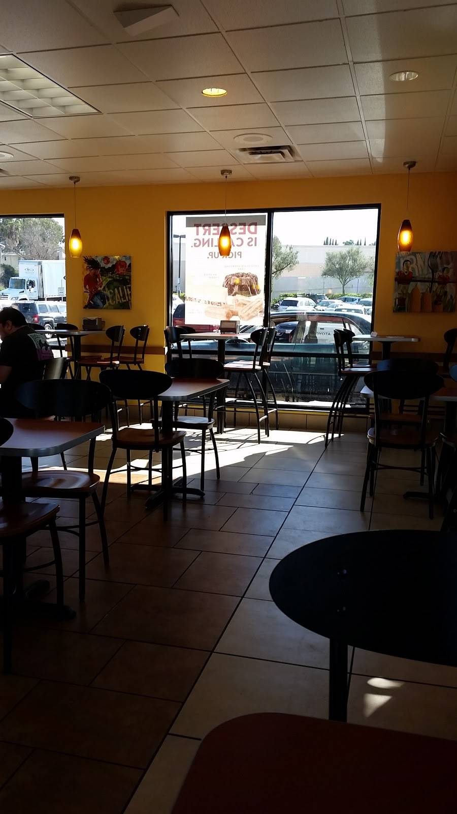 Jack in the Box | restaurant | 7015 Broadway, Lemon Grove, CA 91945, USA | 6194602529 OR +1 619-460-2529