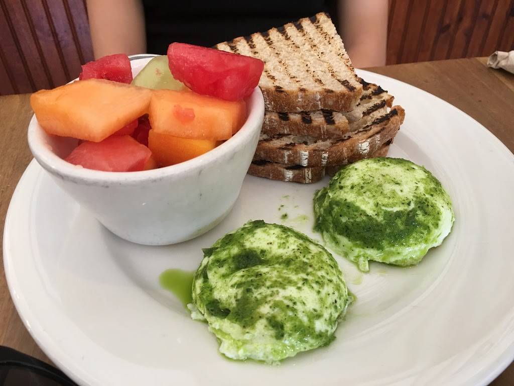 Clementine Catering & Café | cafe | 1751 Ensley Ave, Los Angeles, CA 90024, USA | 3105521080 OR +1 310-552-1080