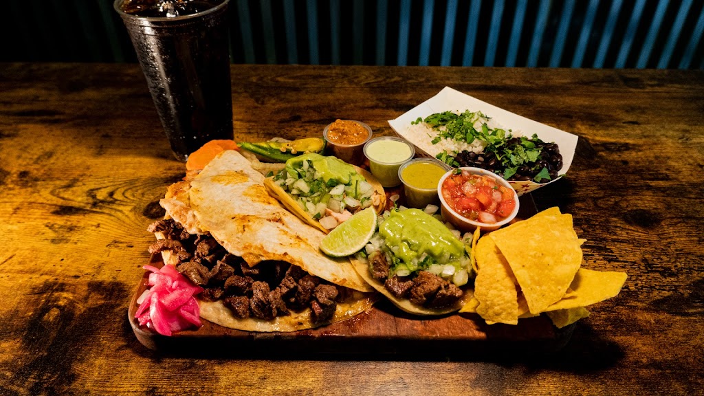 Jurassic Tacos Spanish Fork | restaurant | 1253 N Cyn Crk Pkwy, Spanish Fork, UT 84660, USA | 3853448062 OR +1 385-344-8062