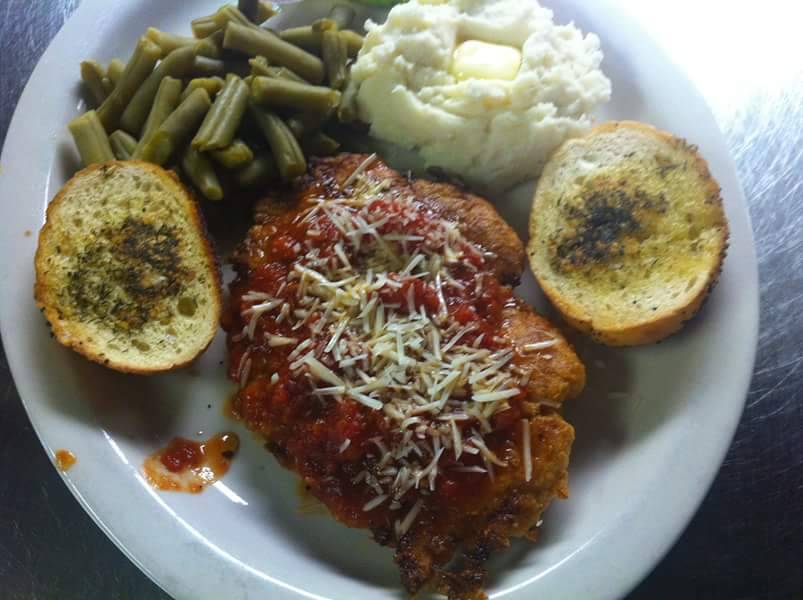 Spring Street Grill & Catering | restaurant | 101 Spring St, Springdale, AR 72764, USA | 4797510323 OR +1 479-751-0323