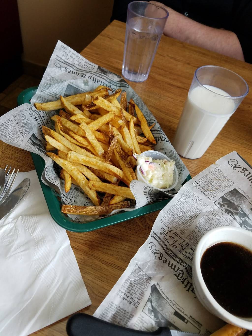 KDs of Superior | restaurant | 1706 Tower Ave, Superior, WI 54880, USA | 7153922027 OR +1 715-392-2027