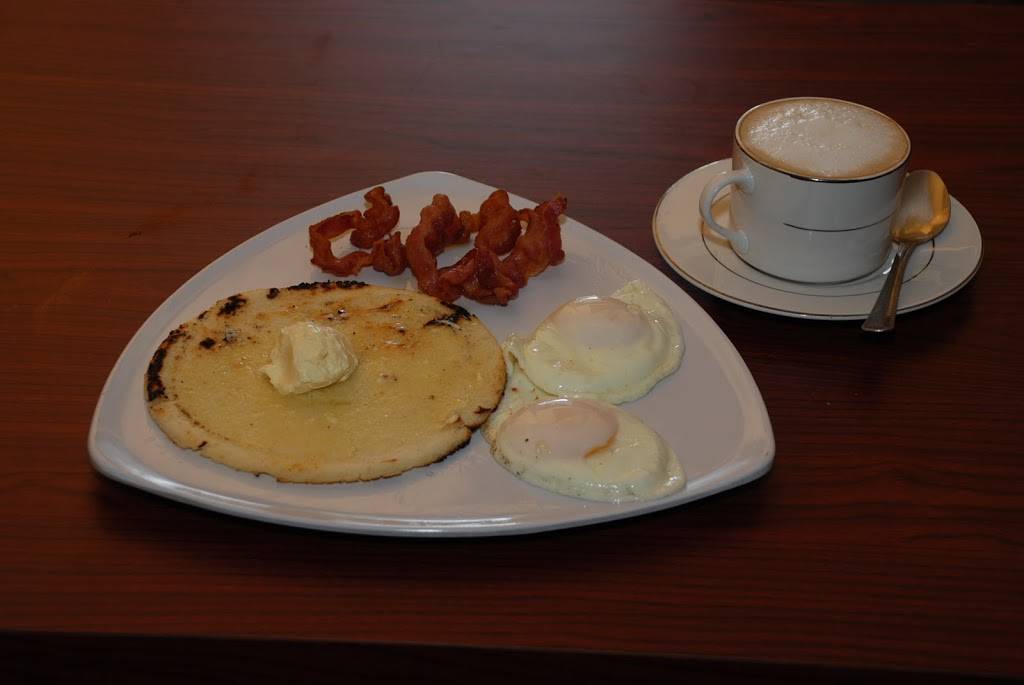 Martas Courthouse Cafe | restaurant | 3136 NW 27th Ave, Miami, FL 33142, USA | 3056353797 OR +1 305-635-3797