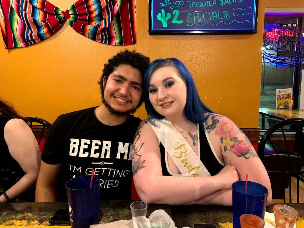 Cactus 2 Restaurant & Cantina | restaurant | 314 E Burlington St, Iowa City, IA 52240, USA | 3193372464 OR +1 319-337-2464