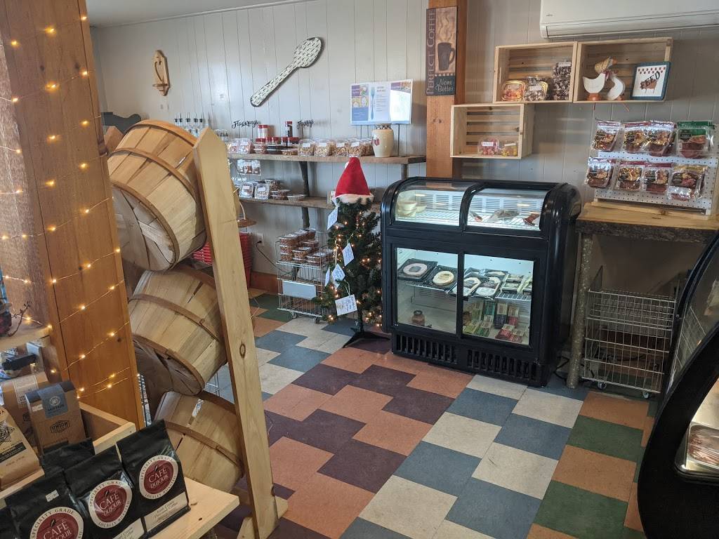 Camden brook cafe | restaurant | 43 John Stark Hwy, Newport, NH 03773, USA | 6038655416 OR +1 603-865-5416