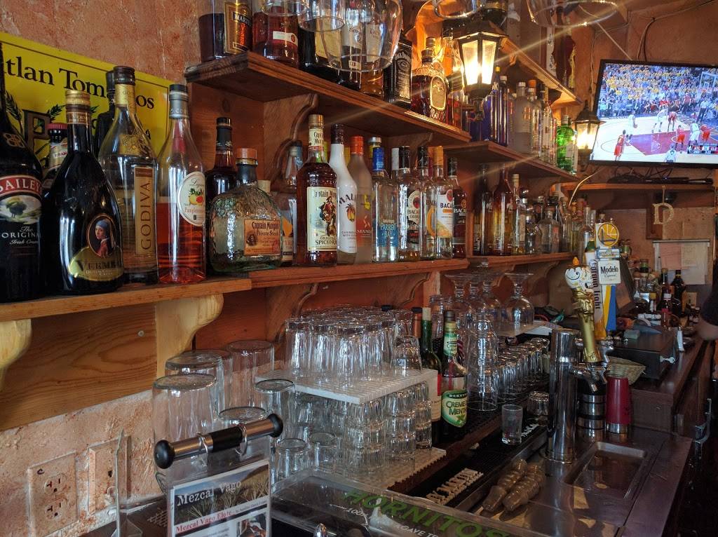 Celias | restaurant | 3740 El Camino Real, Palo Alto, CA 94306, USA | 6508430643 OR +1 650-843-0643