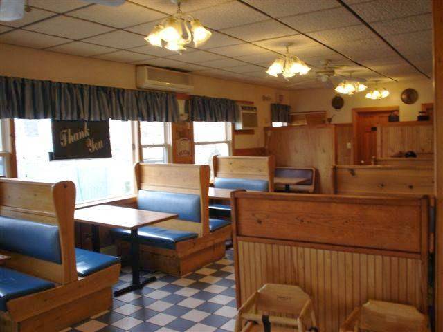 Blue House Family Pizza | meal takeaway | 3 Hampshire St, Salem, NH 03079, USA | 6038901131 OR +1 603-890-1131