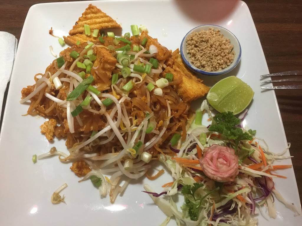 Thai Cafe | restaurant | 1177 Park Ave, Orange Park, FL 32073, USA | 9045410204 OR +1 904-541-0204