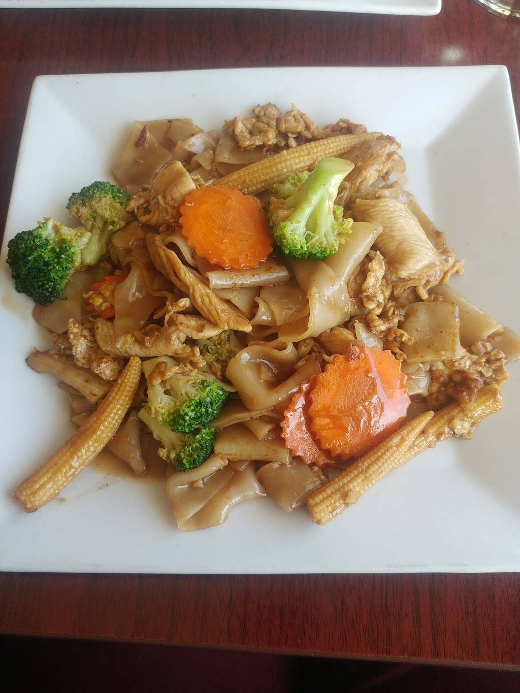 Taste of Thai | restaurant | 22-24 Broad St, Milford, CT 06460, USA | 2038762299 OR +1 203-876-2299