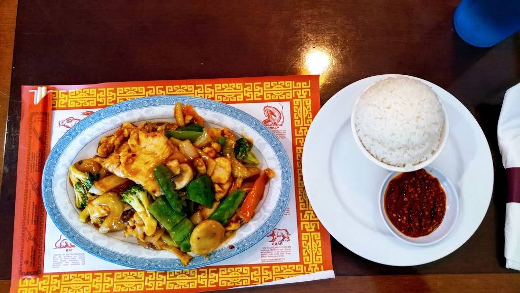 Chens Garden | restaurant | 18 E 4th St, Spencer, IA 51301, USA | 7122622883 OR +1 712-262-2883