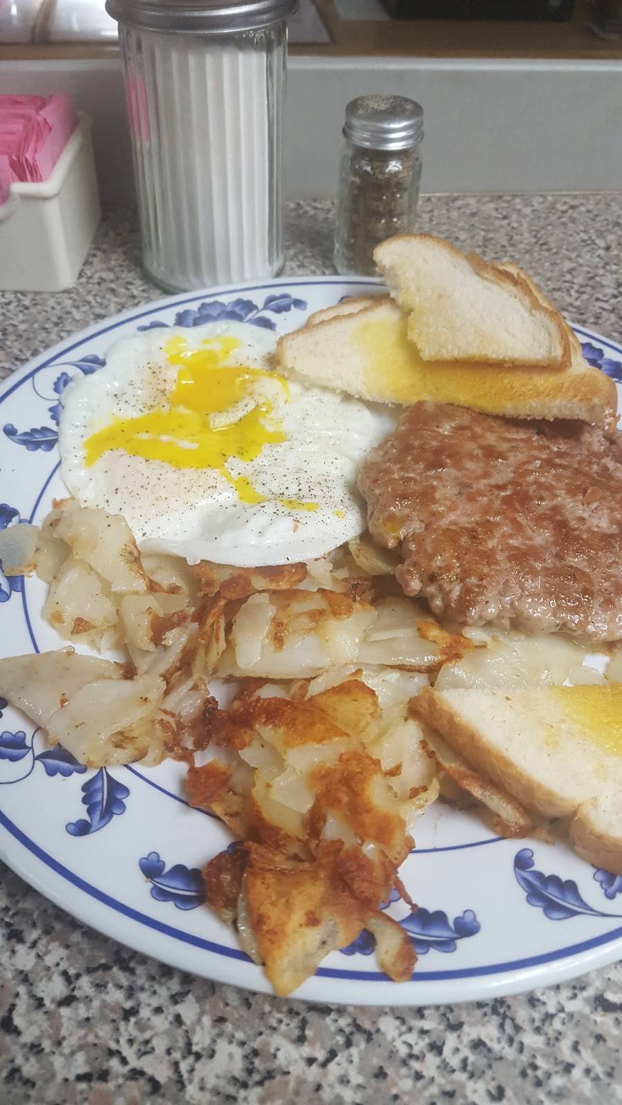 Mary Ettas Cafe | restaurant | 14809 Olde Hwy 80, El Cajon, CA 92021, USA | 6193901973 OR +1 619-390-1973