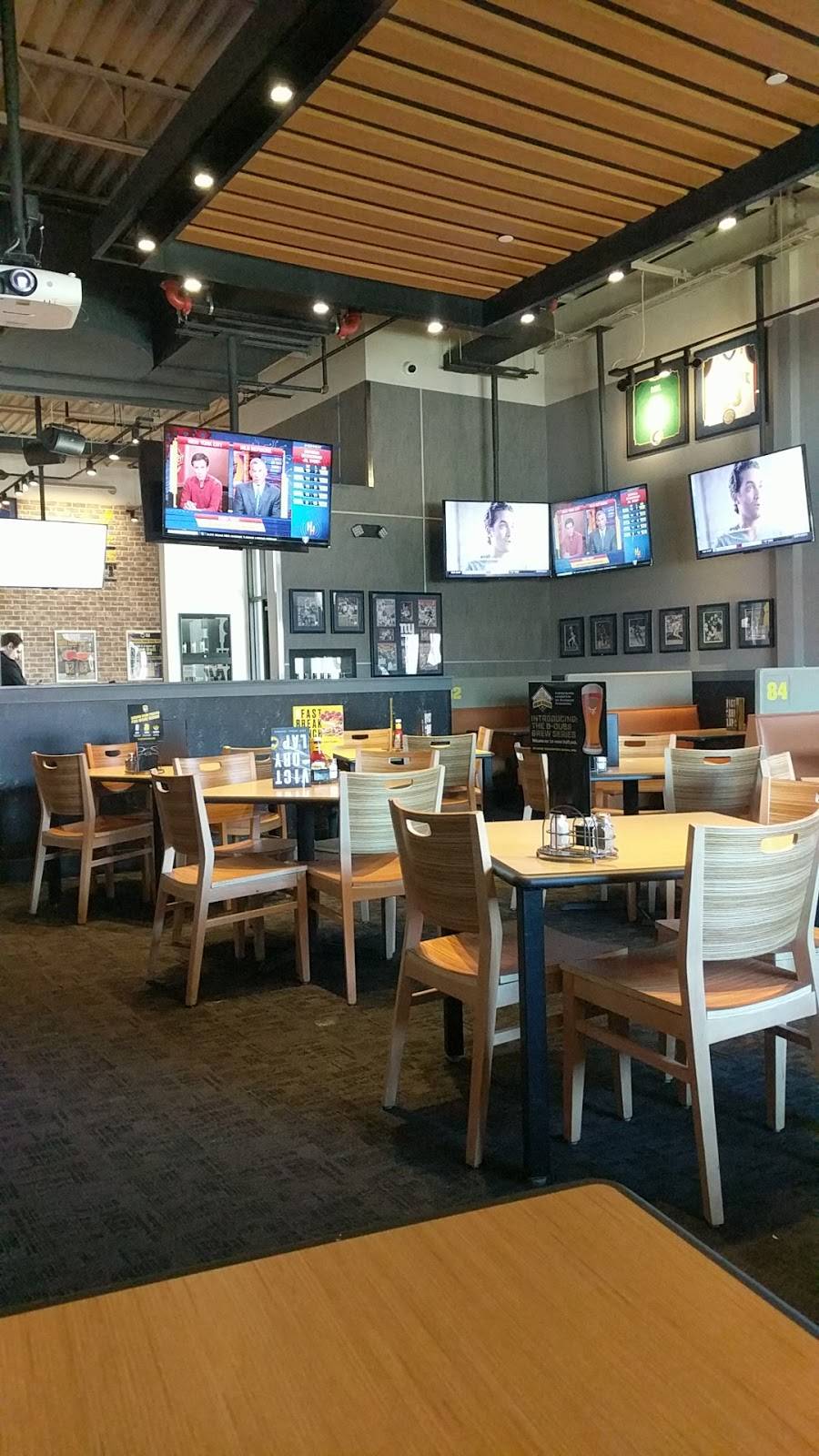 Buffalo Wild Wings | restaurant | 3131 Long Beach Rd, Oceanside, NY 11572, USA | 5165369453 OR +1 516-536-9453
