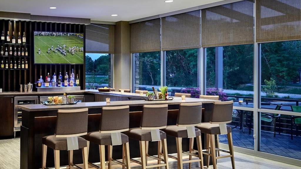 SpringHill Suites by Marriott | restaurant | 195 Hegenberger Rd, Oakland, CA 94621, USA | 5105697000 OR +1 510-569-7000