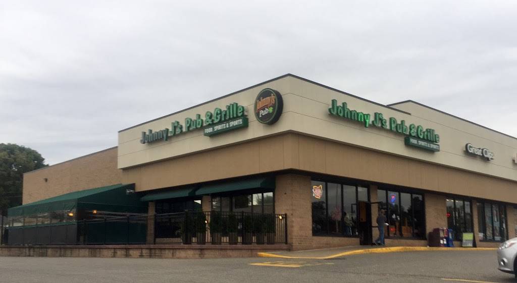 Johnny Js Pub & Grille, Springfield | restaurant | 2891 E Waterloo Rd, Akron, OH 44312, USA | 3306283773 OR +1 330-628-3773