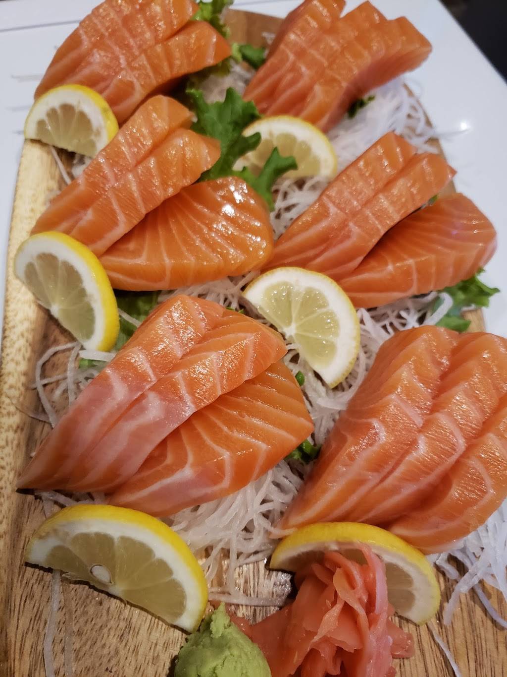 Sushi Cove | restaurant | 930 Dundas St #5, Woodstock, ON N4S 8X6, Canada | 5192902683 OR +1 519-290-2683