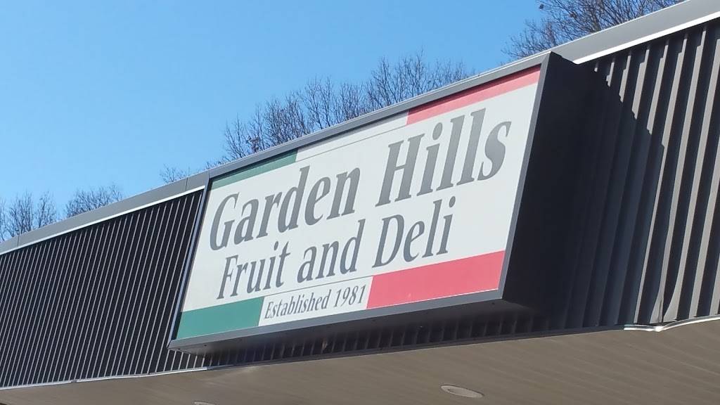 Garden Hills Fruit & Deli | restaurant | 763 Oaklawn Ave, Cranston, RI 02920, USA | 4019449711 OR +1 401-944-9711