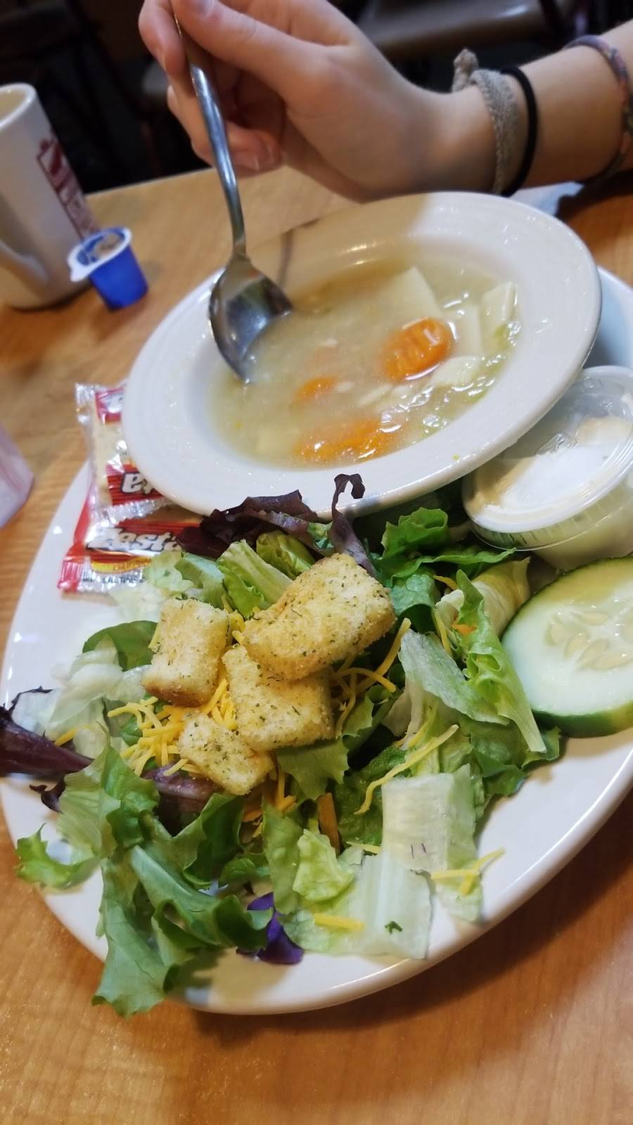 Byron Family Restaurant | restaurant | 2527 84th St SW, Byron Center, MI 49315, USA | 6168781888 OR +1 616-878-1888