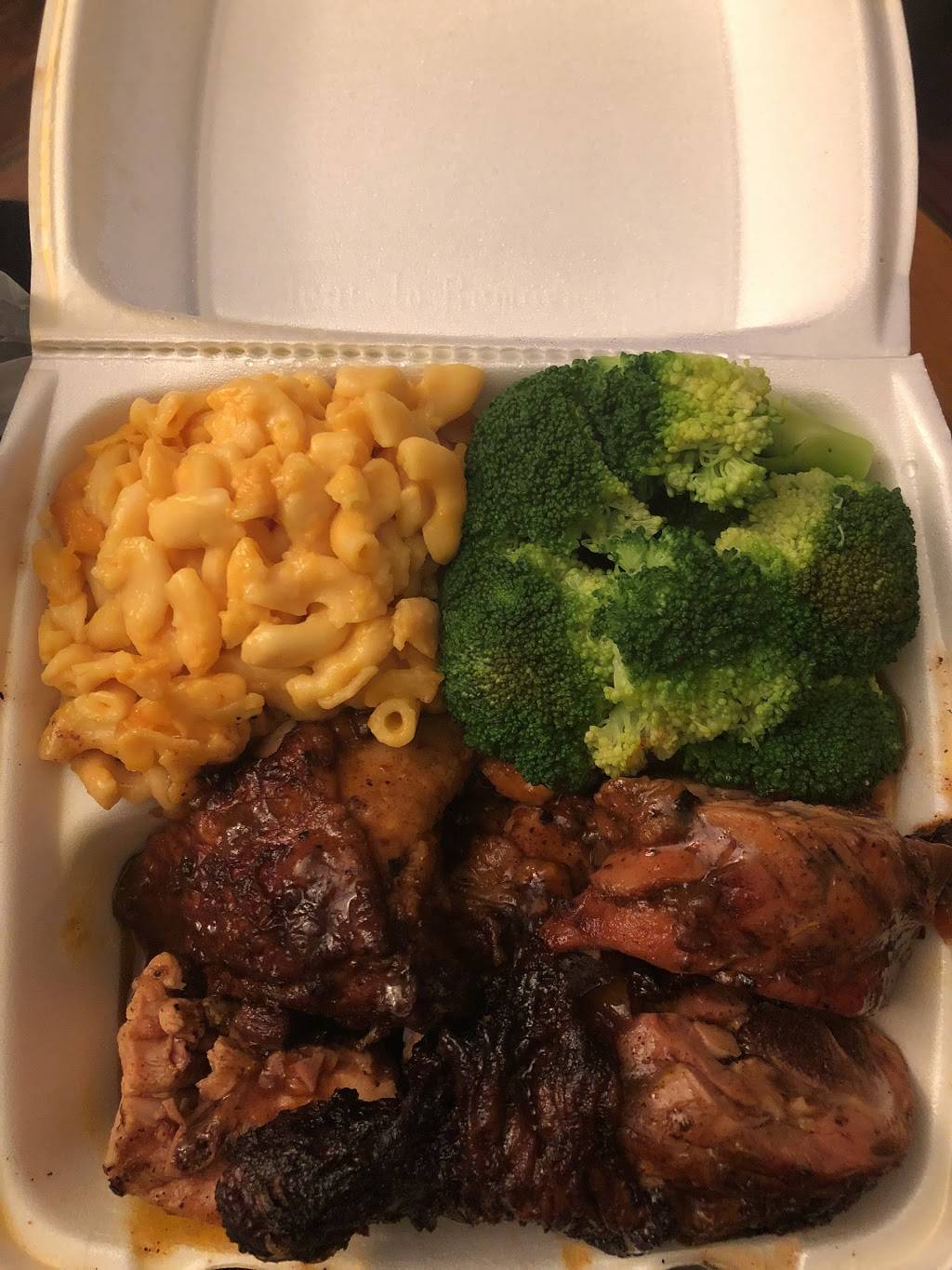 Moonlight Cuisine | restaurant | 6834 Limekiln Pike, Philadelphia, PA 19138, USA | 2154242090 OR +1 215-424-2090