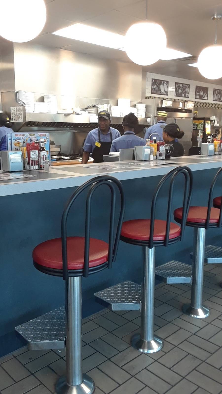 Waffle House | meal takeaway | 19675 NW 2nd Ave, Miami Gardens, FL 33169, USA | 3054091244 OR +1 305-409-1244