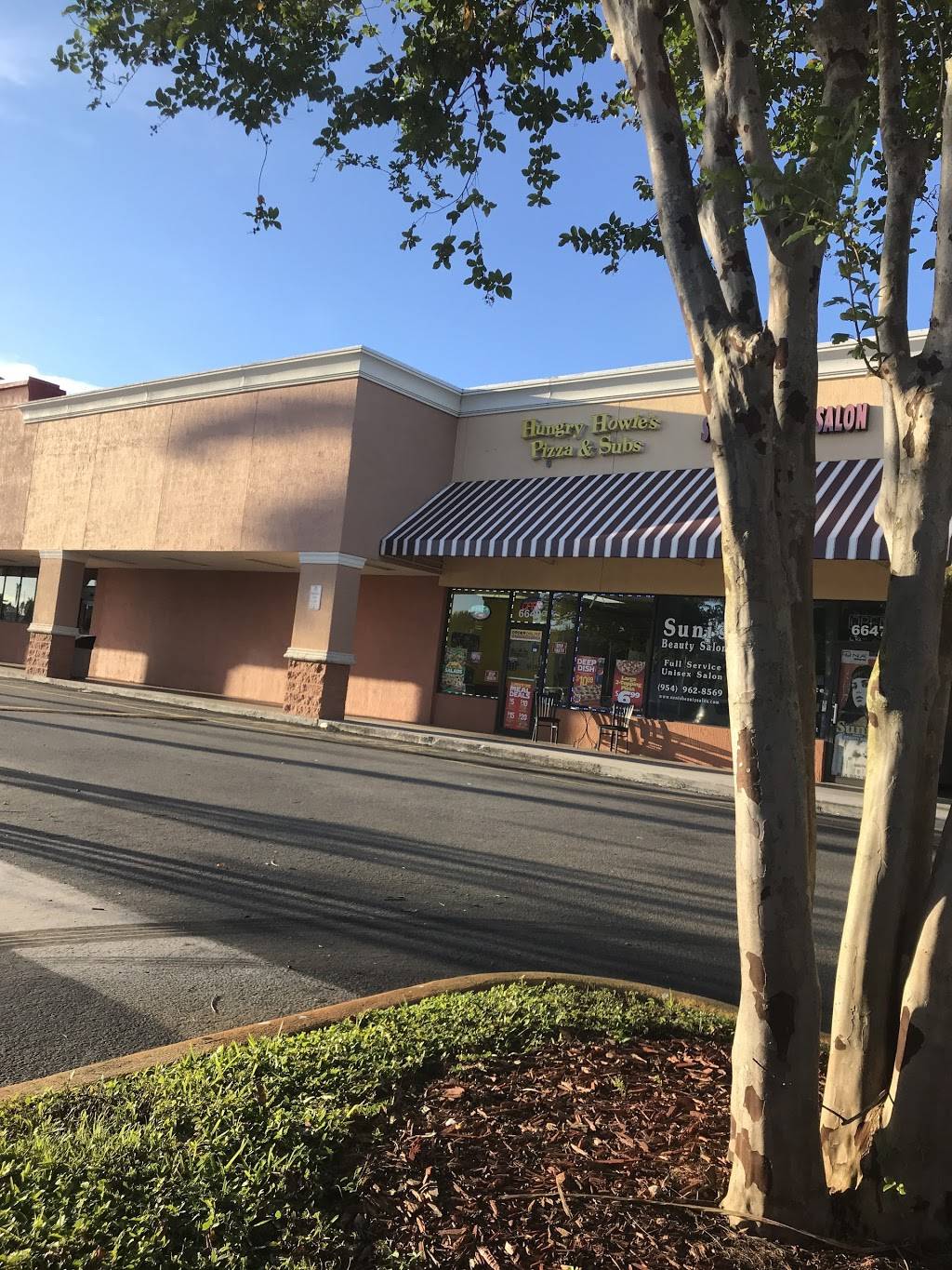 Hungry Howies Pizza and Subs | meal delivery | 6649 Taft St, Hollywood, FL 33024, USA | 9549672777 OR +1 954-967-2777