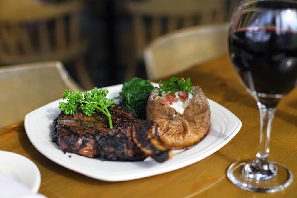 The Outlook at Nashoba Valley | restaurant | 79 Powers Rd, Westford, MA 01886, USA | 9786925700 OR +1 978-692-5700