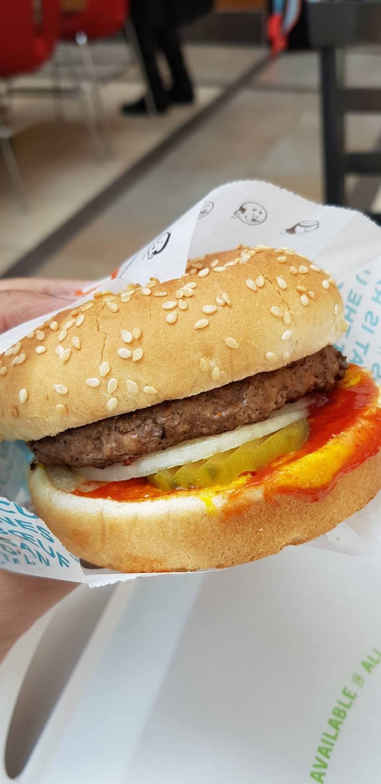 A&W Canada | restaurant | 2960 Kingsway Dr, Kitchener, ON N2C 1X1, Canada | 5198941281 OR +1 519-894-1281