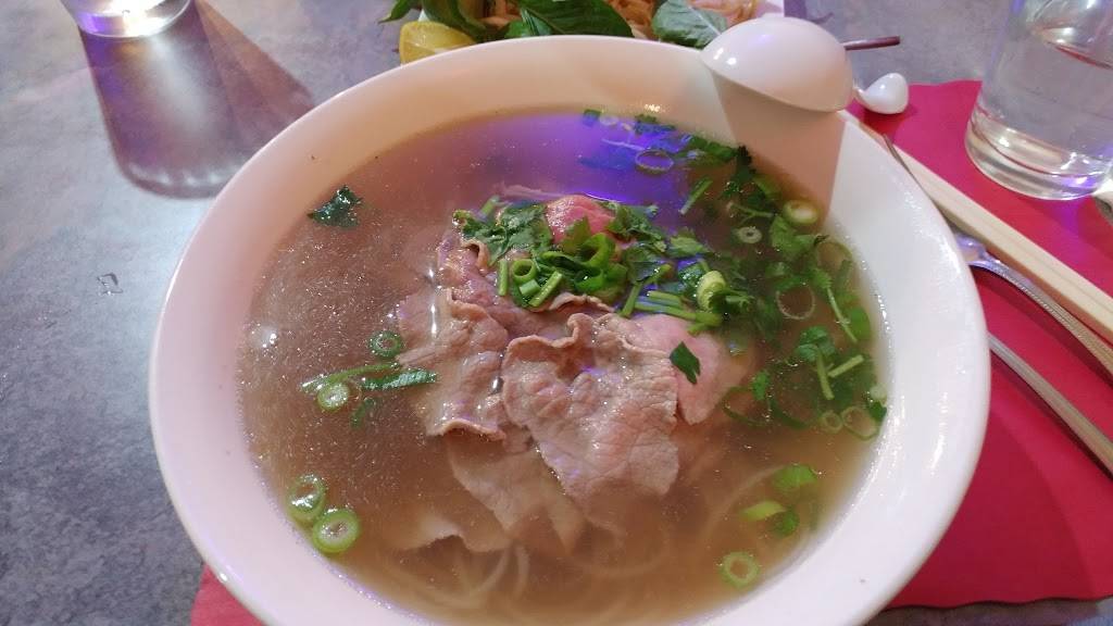 Pot-O-Pho | restaurant | 2254 Valley Ave, Winchester, VA 22601, USA | 5406675495 OR +1 540-667-5495