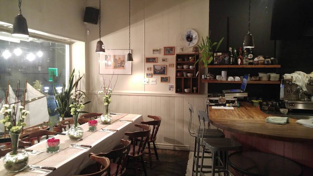 Beaufort - Bistro | restaurant | 414 Rue Saint-Zotique E, Montréal, QC H2S 1L9, Canada | 5142746969 OR +1 514-274-6969